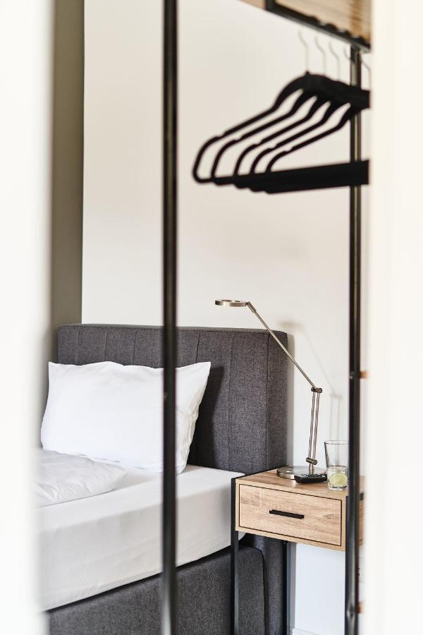 Primera Zimmer Mit Gemeinschaftsbad 辛根 外观 照片