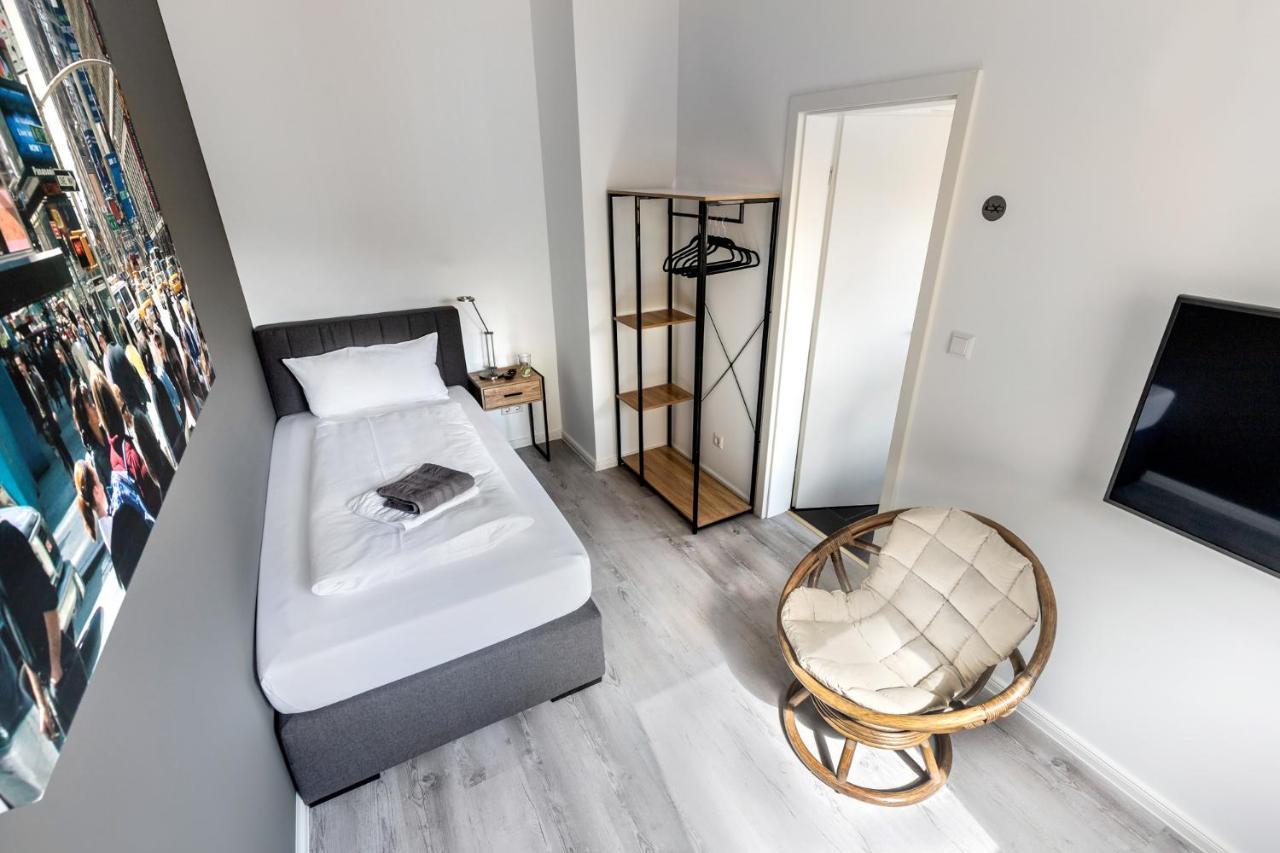 Primera Zimmer Mit Gemeinschaftsbad 辛根 外观 照片